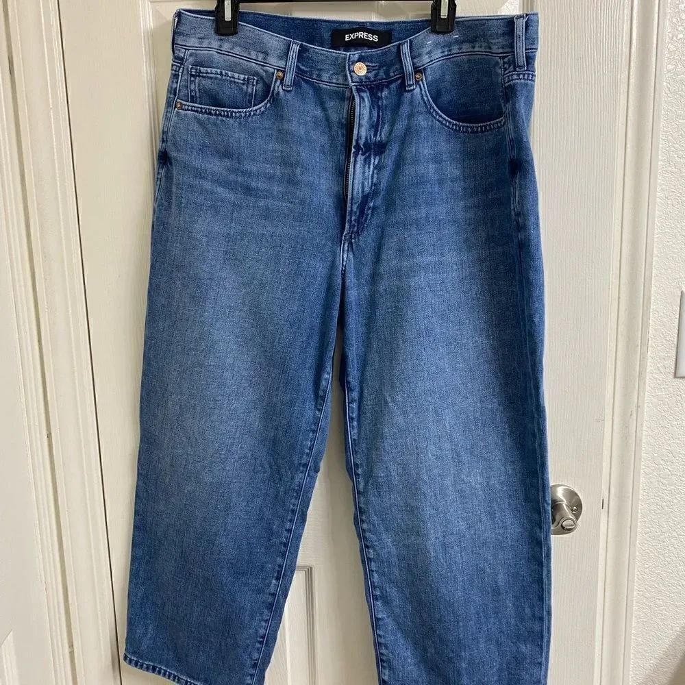 💼Like New Womens Express Original Wide Leg Cropped Jeans. - Picture 7 of 8